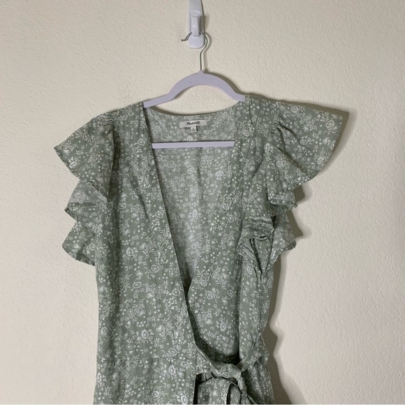 Madewell Madewell Linen-Blend Ruffle-Sleeve Wrap Midi Dress in Piazza Floral - Picture 5 of 10